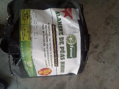 Alambre de púas plástico